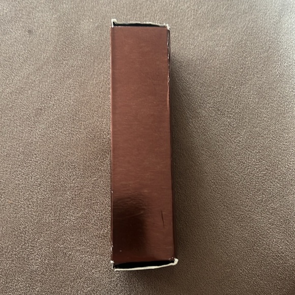 Hourglass Veil Mineral Primer - Picture 7 of 10